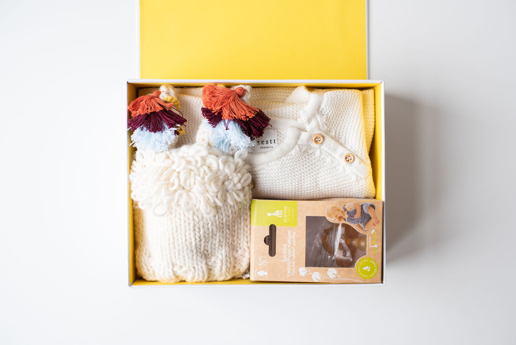 Deluxe Baby Knit Box (Neutral)